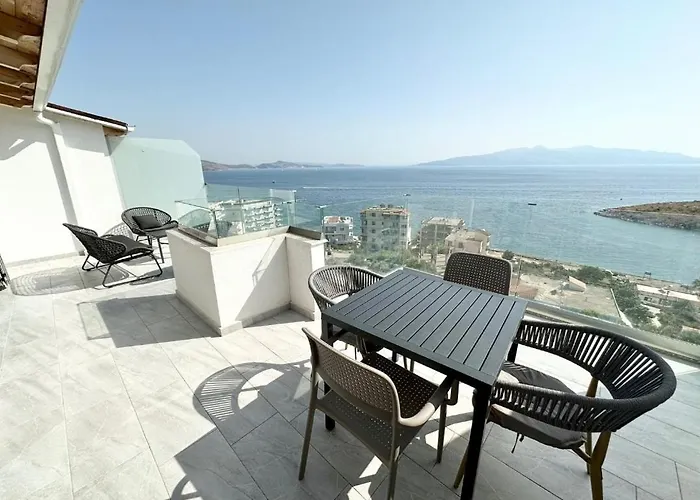 Elite Sea View Jacuzzi Penthouses Apartment