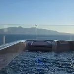 Elite Sea View Jacuzzi Penthouses *