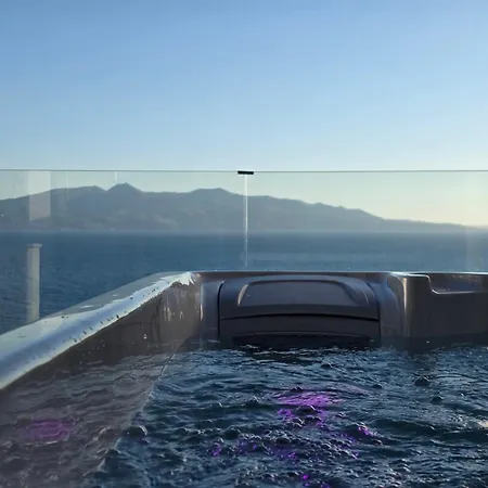 Διαμέρισμα Elite Sea View Jacuzzi Penthouses